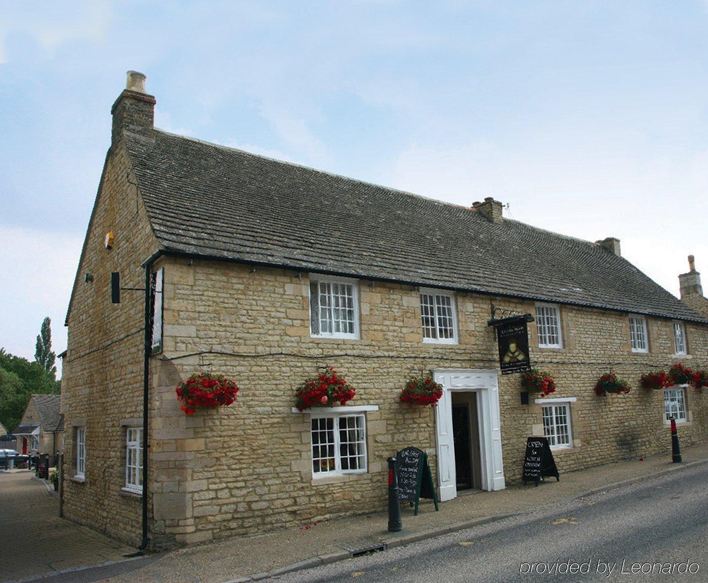 Queens Head Inn Nassington Ngoại thất bức ảnh