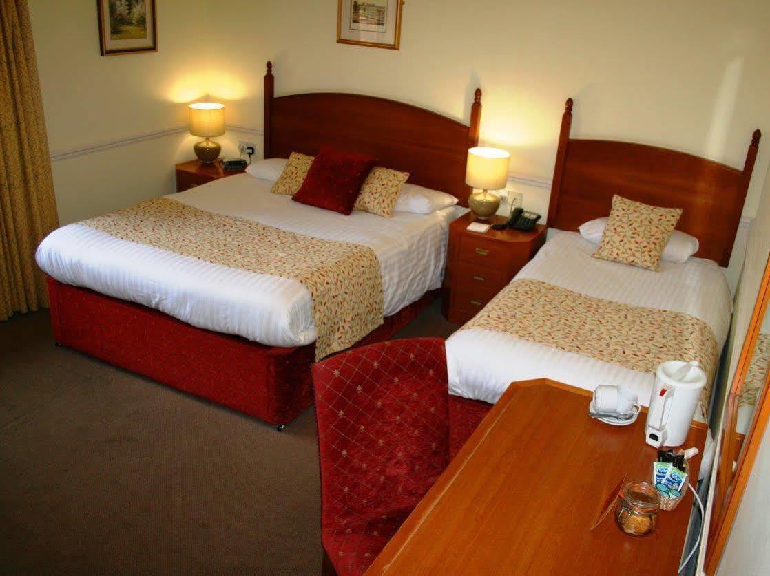 Queens Head Inn Nassington Ngoại thất bức ảnh