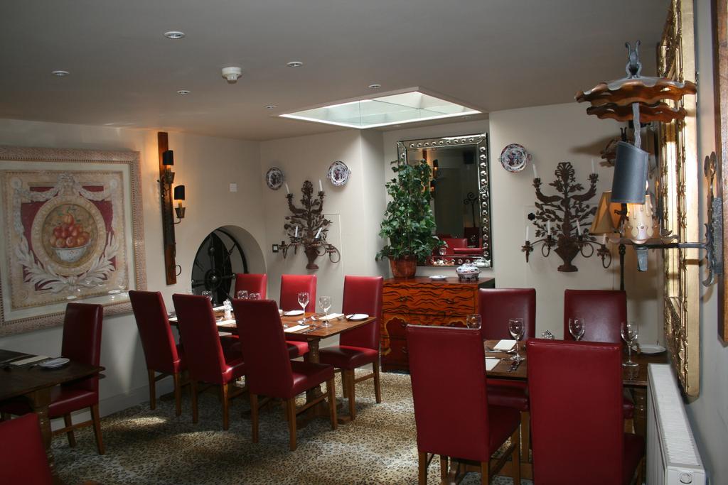 Queens Head Inn Nassington Ngoại thất bức ảnh